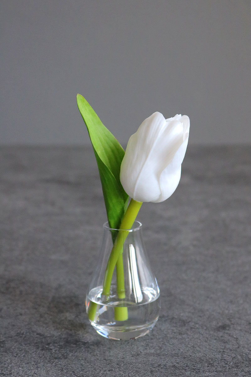 ホワイトチューリップ プチドロップベース【ギフトバッグ対応可】 造花 アートフラワー Akanbi