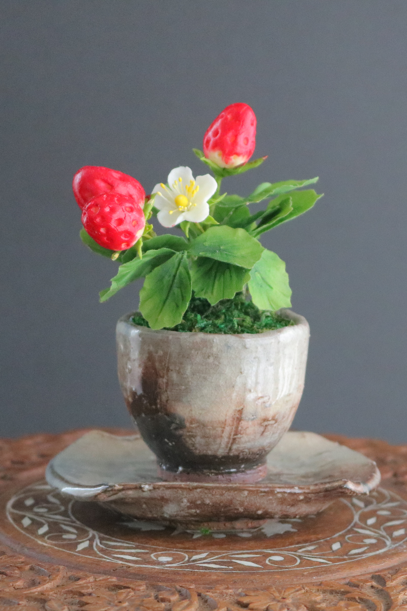 盆栽 イチゴ #119【ギフトバッグ対応可】 造花 アートフラワー Akanbi