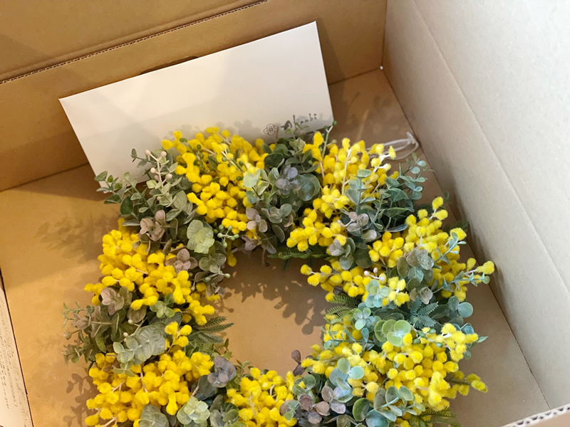 造花で春を告げるミモザのリース（アーティフィシャルフラワー）