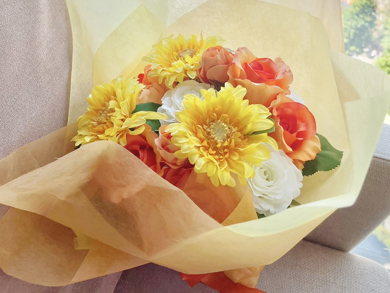長年の夢だった思い入れある花束が、イラストから実物に！（造花）