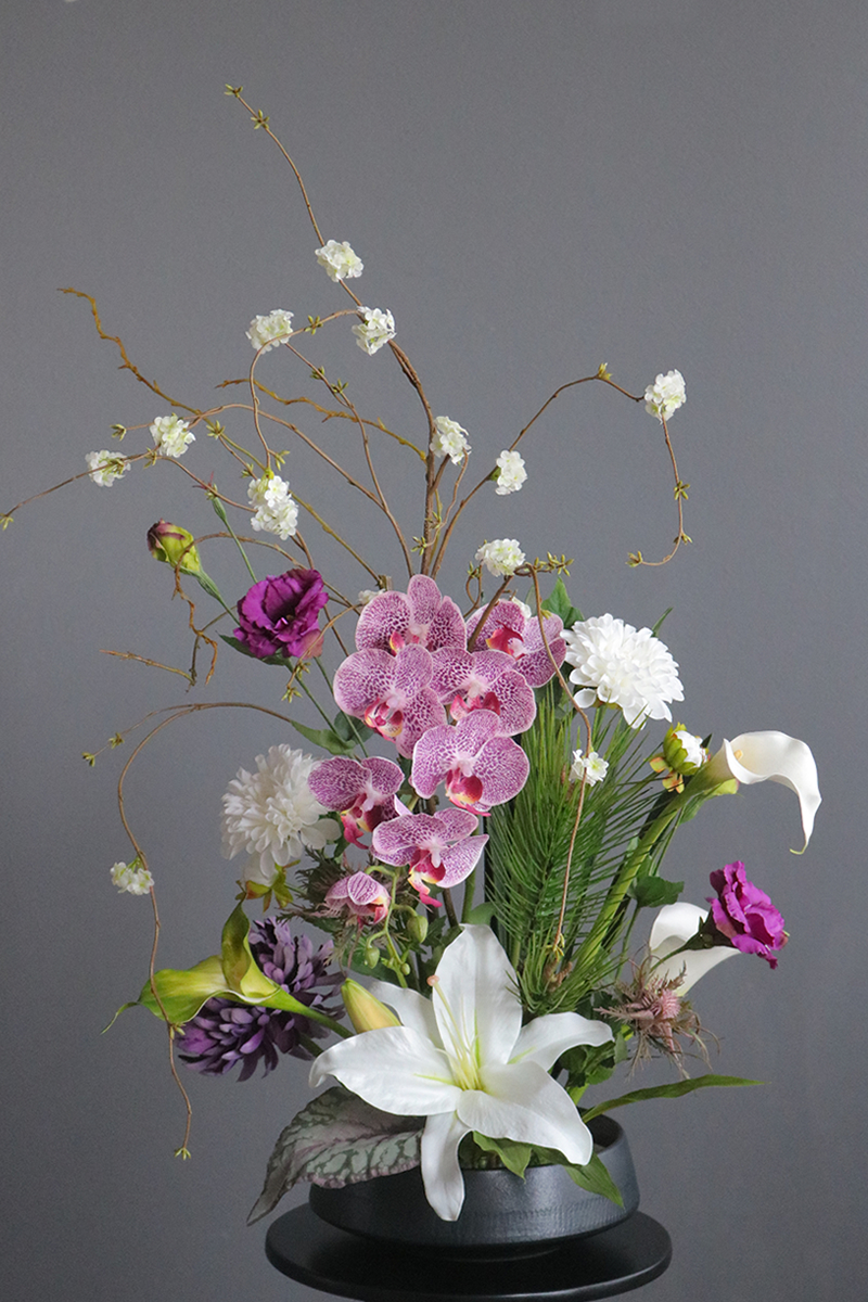 ダリア×カサブランカ×コデマリ 和風スタイル(花器変更) 造花 アートフラワー Akanbi