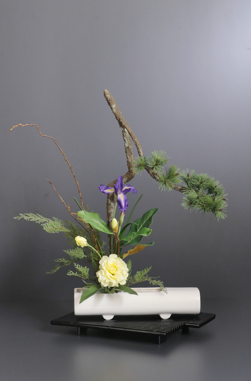 松枝×アイリス×イエロートルコ桔梗 和風スタイル 造花 アートフラワー Akanbi